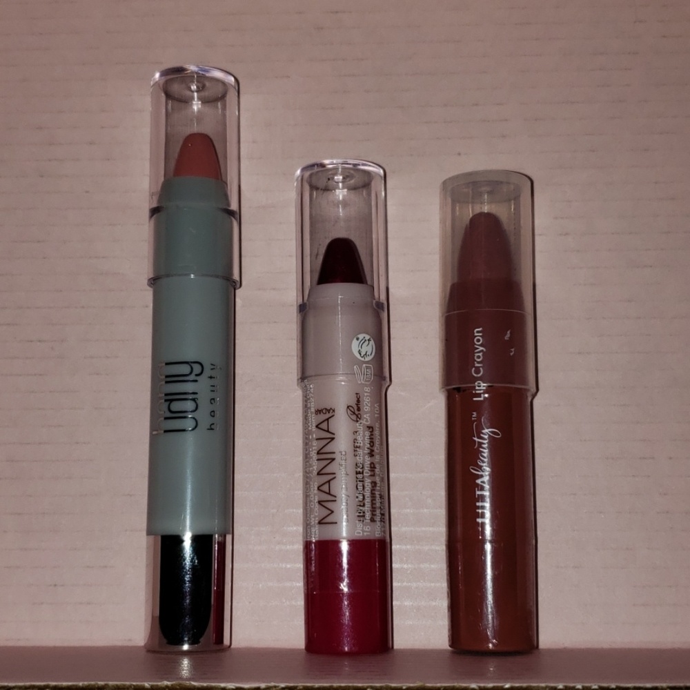 Set of Lip Crayons